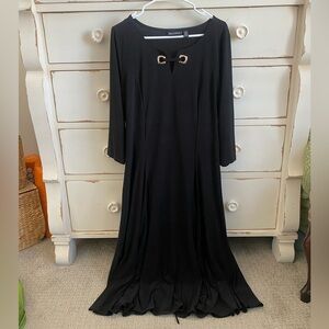 Nina Leonard Black Long Sleeve Dress